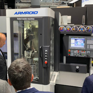 Okuma ha presentado en la EMO 2019 dos nuevos sistemas de automatización accesibles para empresas de varios tamaños