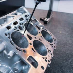 Quality control measurement probe. Metalworking CNC milling mach Mecanizar aceros inoxidables