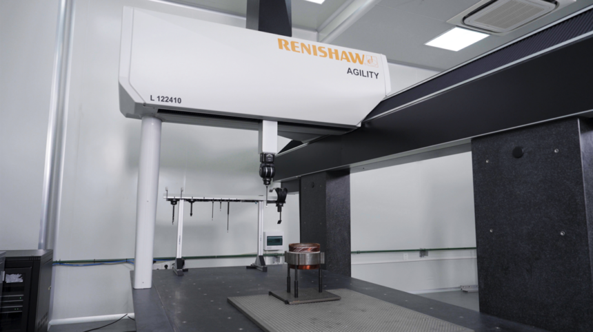 RENISHAW amplía su gama de máquinas tridimensionales multi-sensor AGILITY® con tecnología de 5 ejes